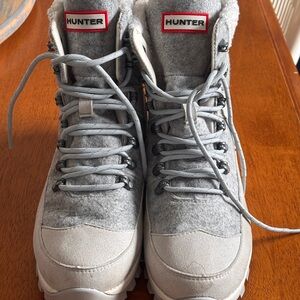 Hunter Light Grey Wool-Style Lace-Up Ankle Boots